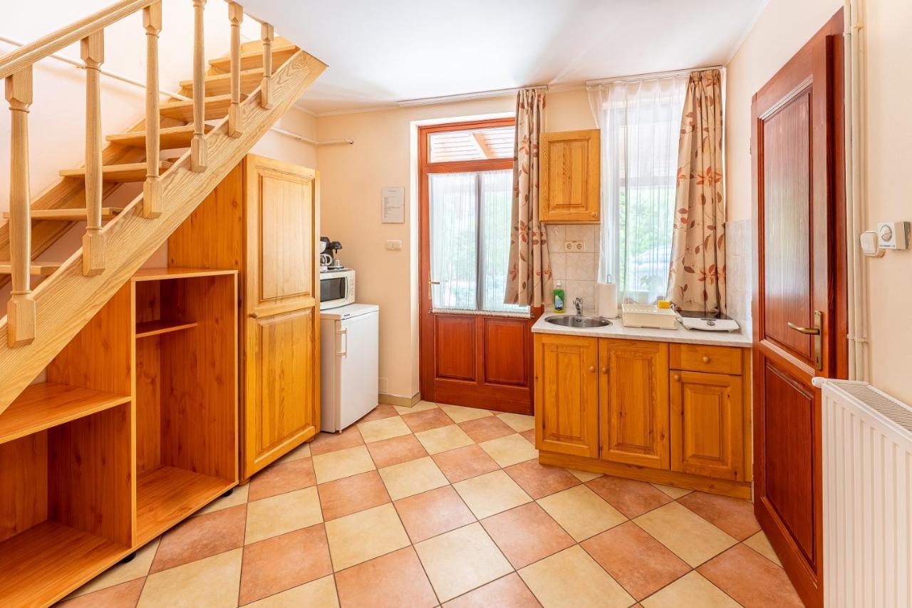 Varazsko Apartman Gyula Zewnętrze zdjęcie